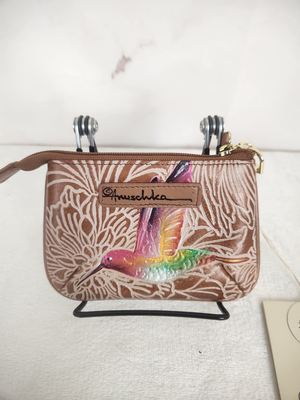 NWT Anuschka Brown Leather Wallet/ Coin Purse with Rainbow Hummingbird